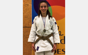 Annabelle Gallouze remporte l’Open Sud de kata