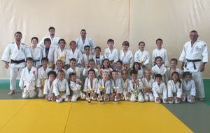 57334b5803e07_LeJudoClubTarbaisremporteletournoides300dOdos8mai2016.JPG